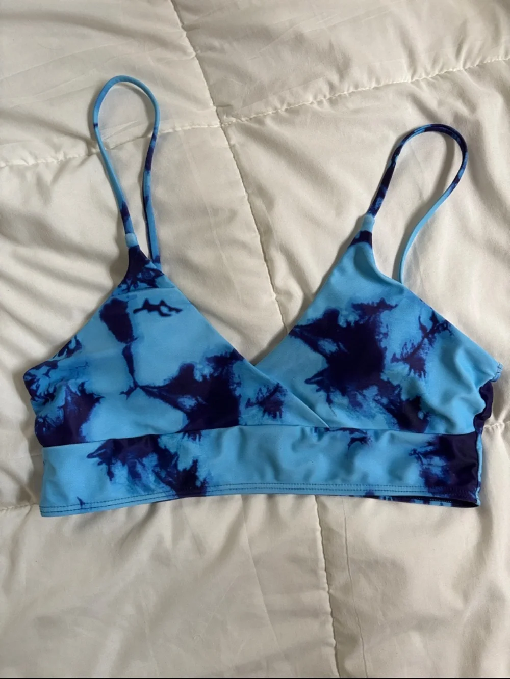Blue Tie-Dye Triangle Bikini Top Size Large/Runs Small - Picture 1 of 7